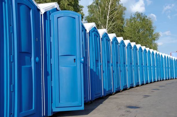 Best Portable restroom trailer rental  in Ross, OH
